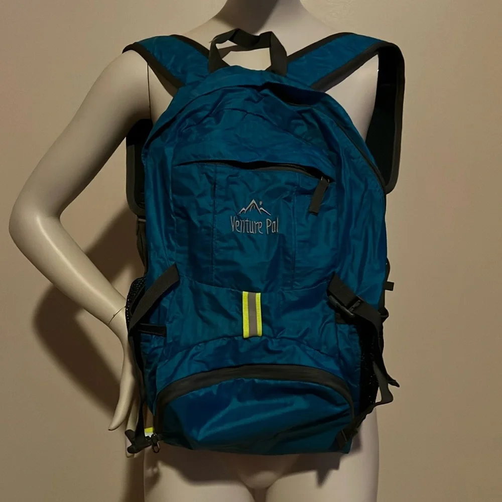 Venture pal packable backpack teal with reflective strip 35l